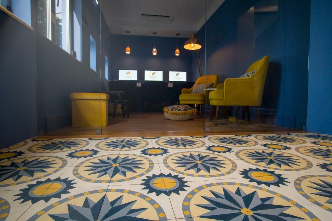 Zigzag Hostel Praia da Vitória Dış mekan fotoğraf